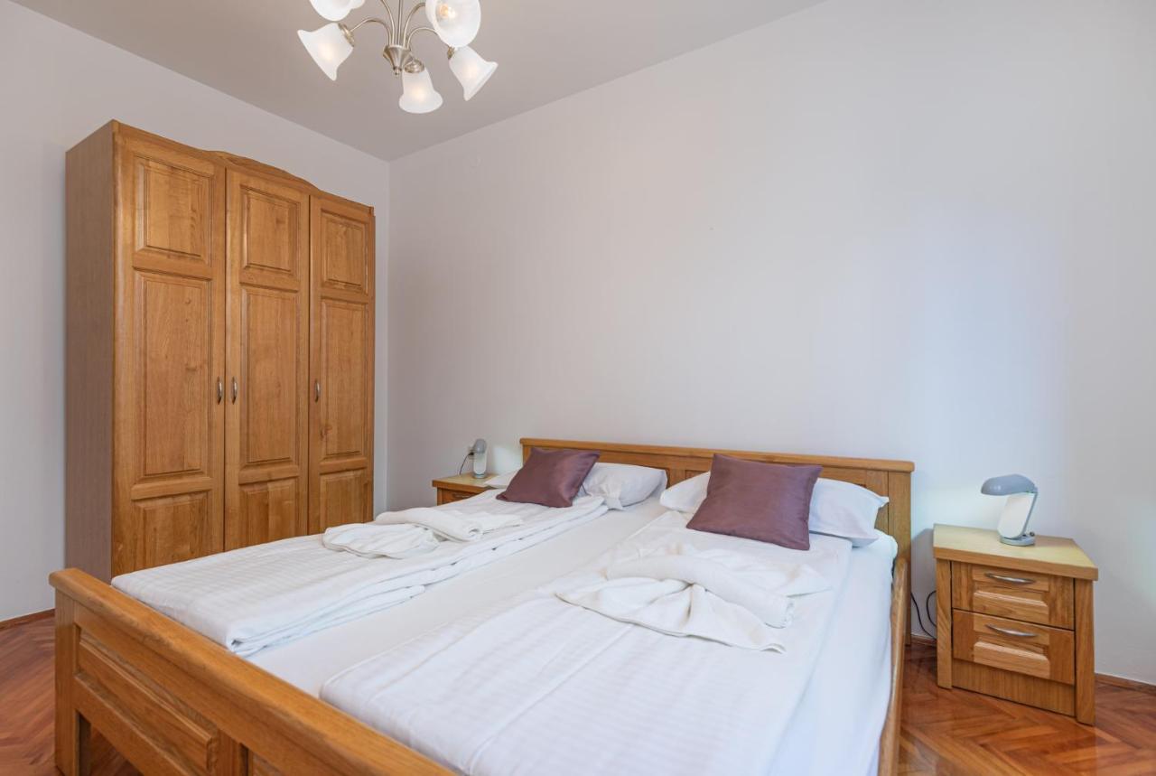 Mima Apartment Porec Exterior photo