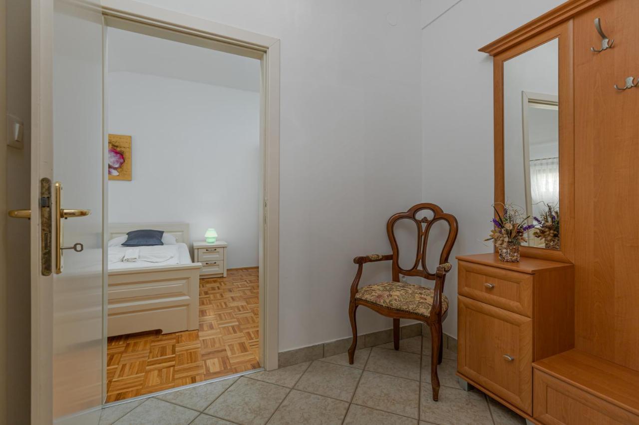 Mima Apartment Porec Exterior photo